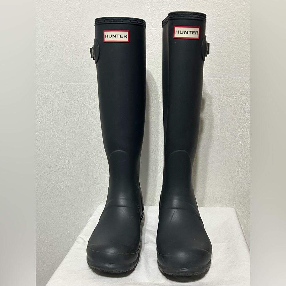 Hunter Original Tall Rain Boot with fleece inserts